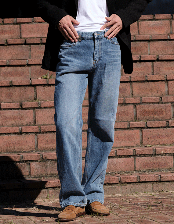 2527 基本款常規版型牛仔布 30747